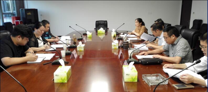 湘潭市政府重点骨干企业监事会主席谢英一行来我委考察指导工作