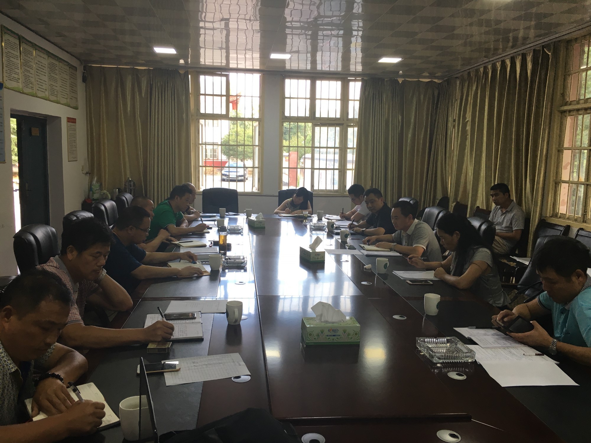 大京召开环湖道路项目推进会