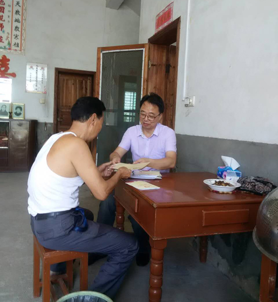 攸县农机局节前走访慰问精准扶贫户