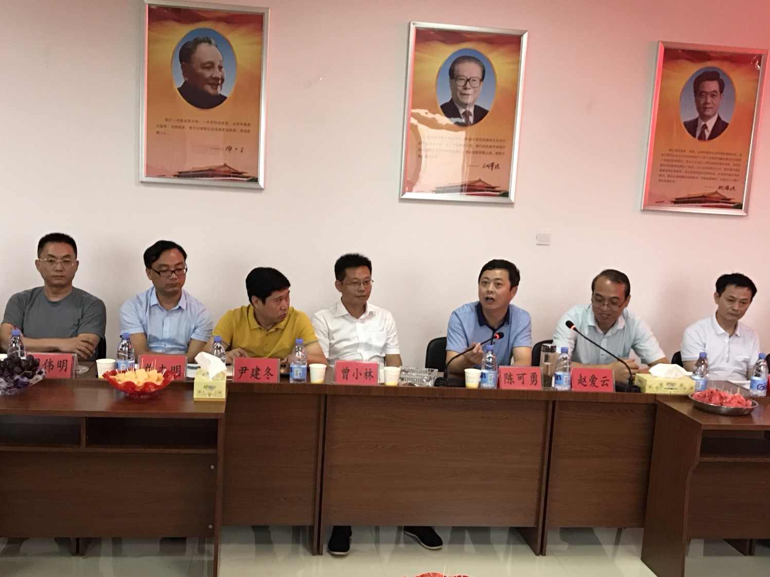 江桥街道办事处召开金秋招商引资联谊座谈会