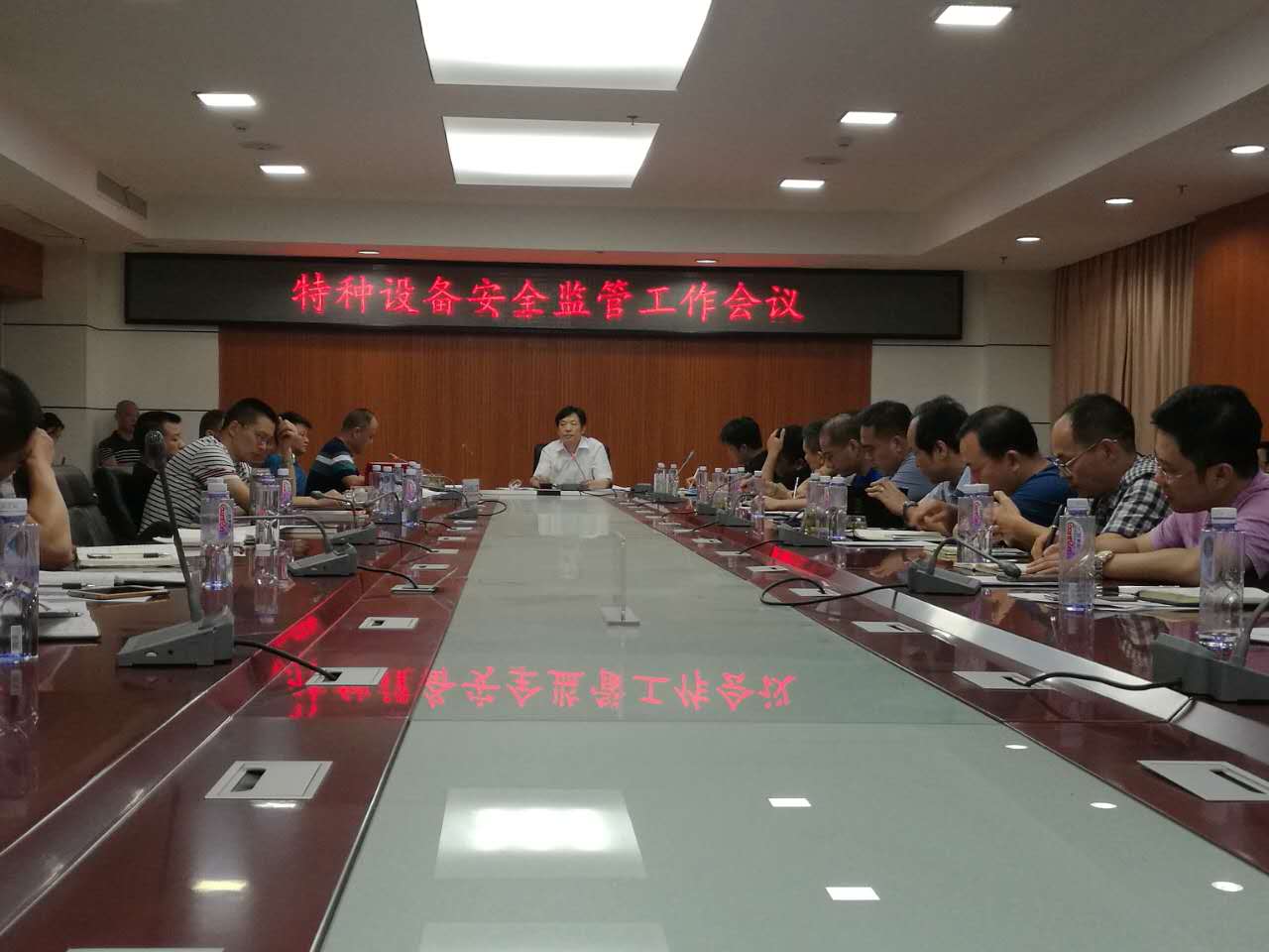 攸县食品药品工商质量监督管理局召开专题会议加强特种设备安全监管