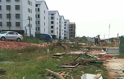 助推“双创”，春联街道掀起拆违工作热潮