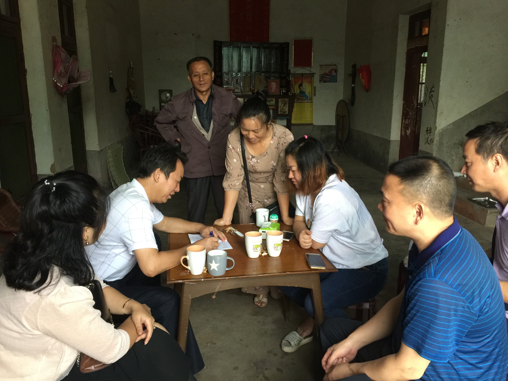 县科协开展三走访三签字，践行“五个一”扶贫活动
