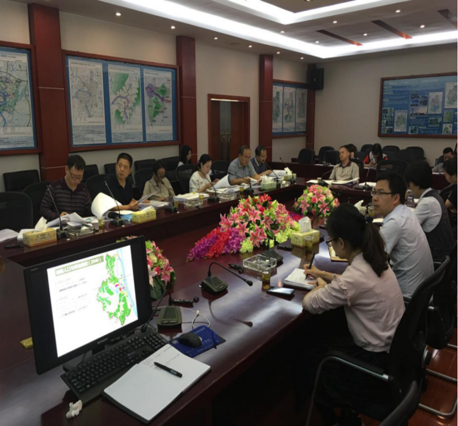 《株洲市天元区雷打石镇、三门镇总体规划》专家评审会简报