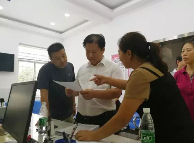 区委副书记蒋峰赴龙泉街道督查平安创建工作