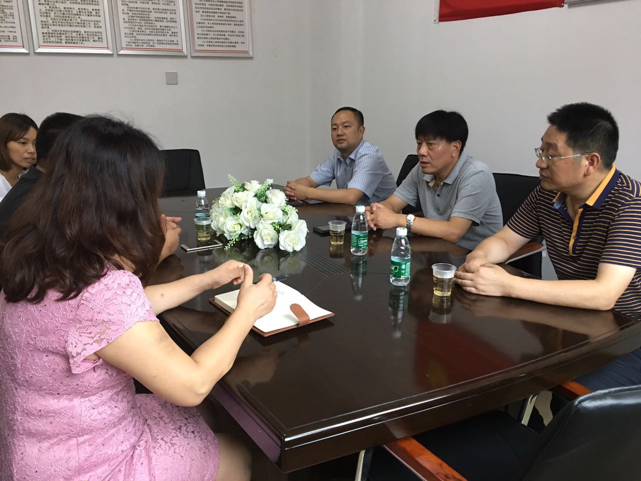 区政协主席陈光国一行督查调度建宁街道结谷街社区李家祠院落改造项目