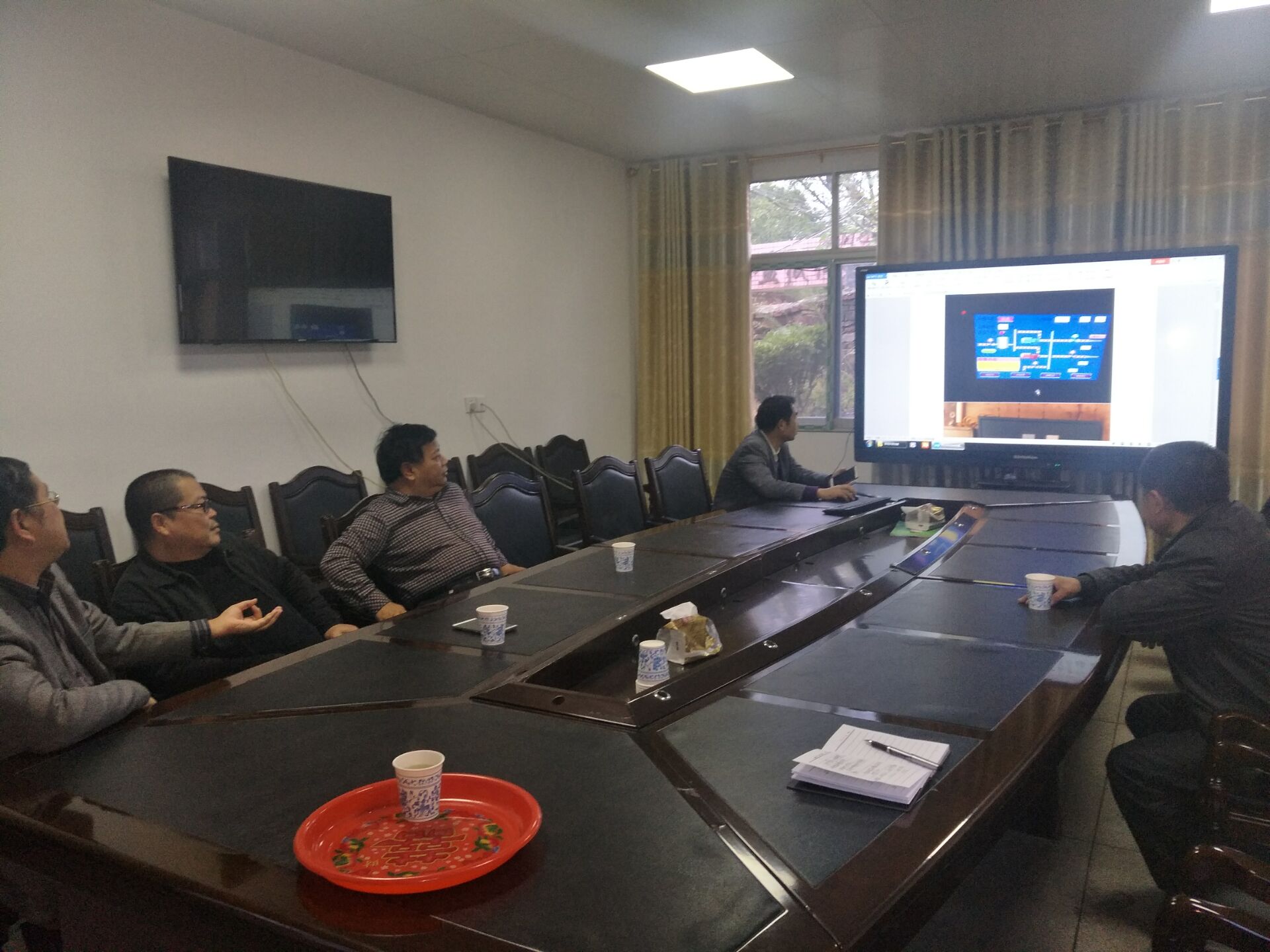 市畜牧局董艳德副局长率队到攸县调研