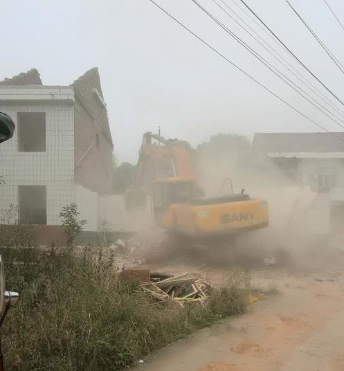 “春联学校”项目建设破拆除坚冰为十九大召开献礼