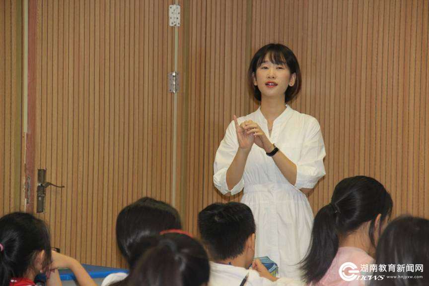 天台小学迎来新学期首场青年教师晒课季