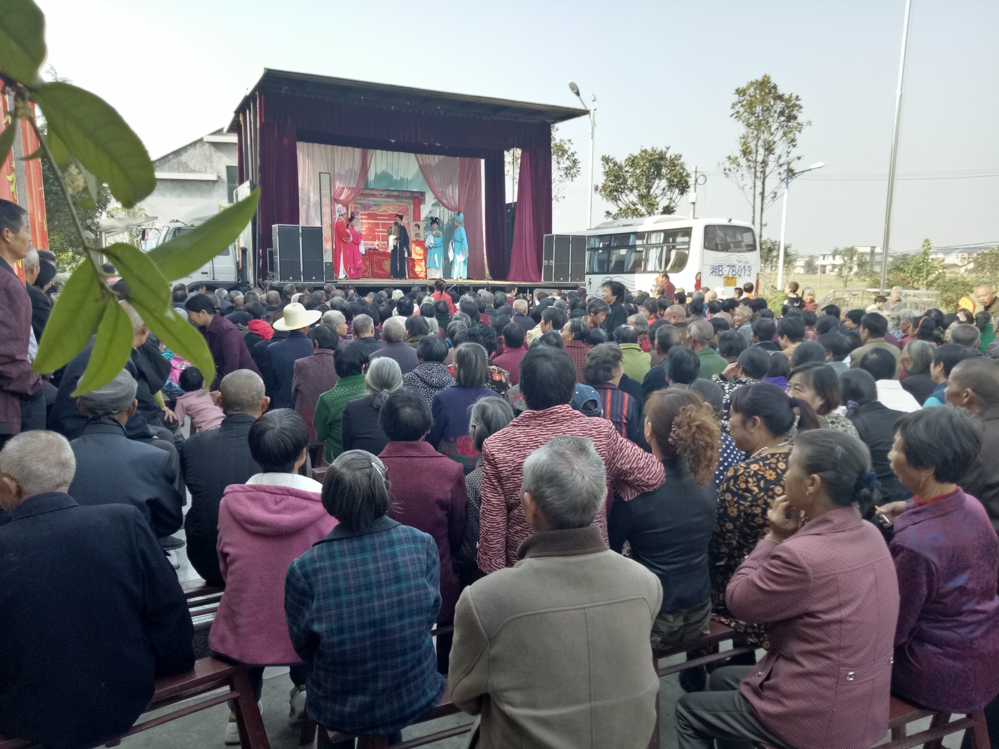 【酒埠江镇】九九重阳节 浓浓敬老情