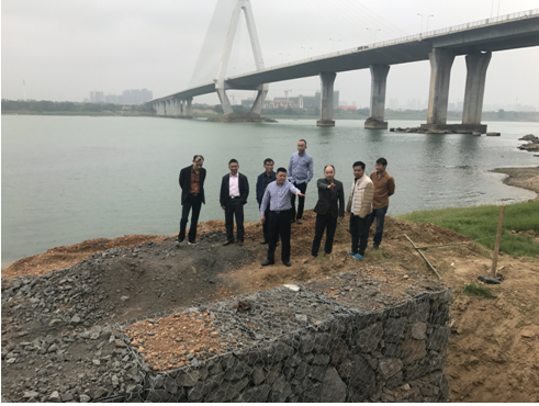 副区长杜益视察枫溪港岸坡整治项目