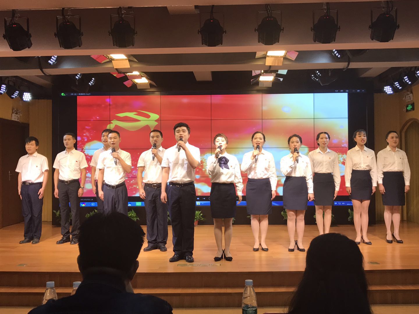 区人社局参加“不忘初心,砥砺前行”诵读比赛
