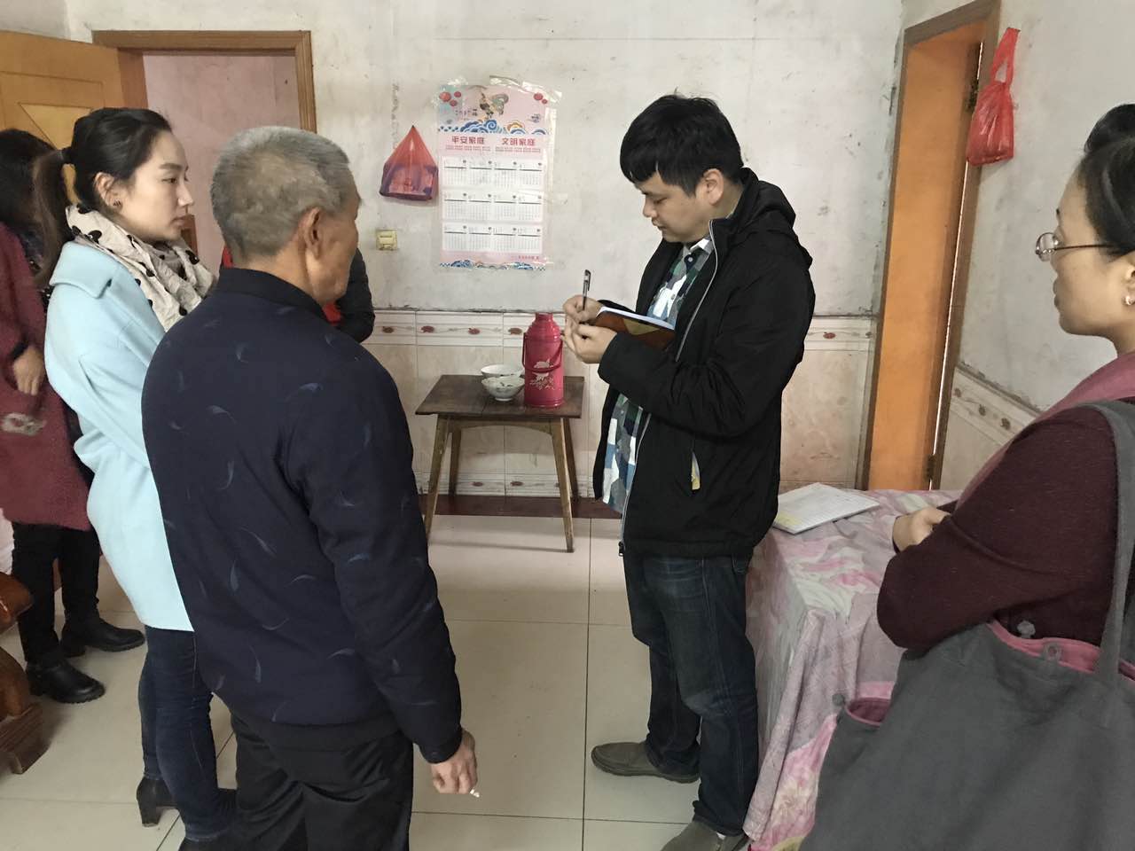 天元区民政局开展低保、临时救助入户调查工作