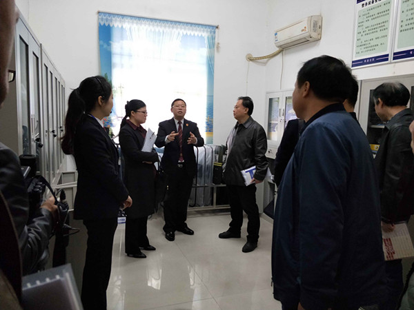 攸县法院开放日活动 让群众近距离感受阳光司法