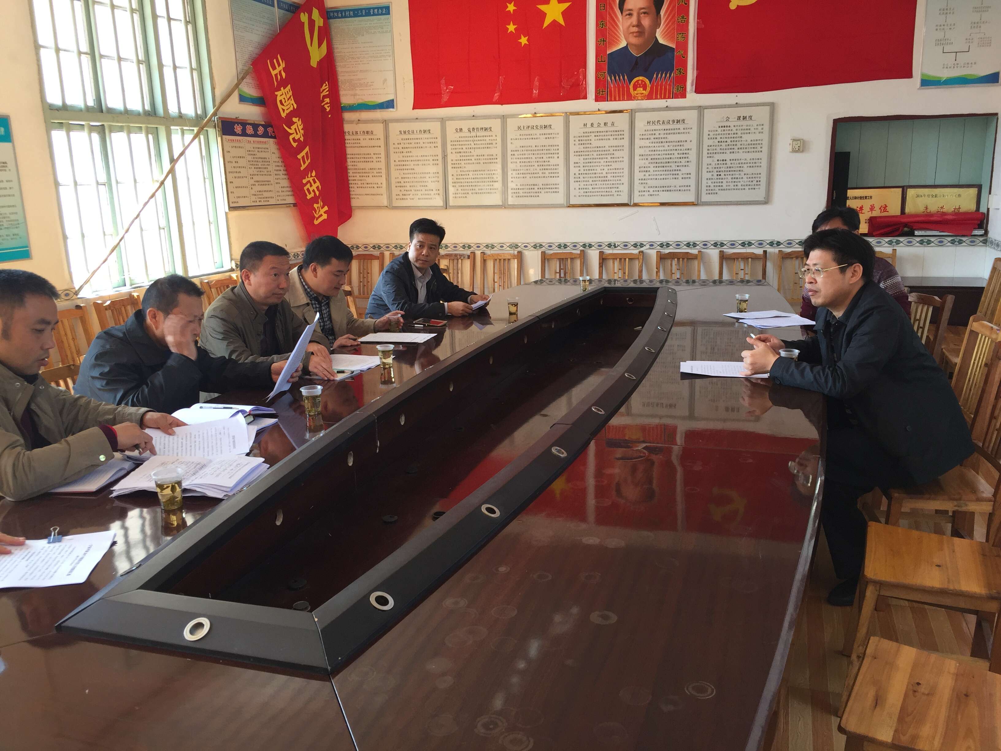 “力争力求群众满意　决战决胜脱贫攻坚”副县长周文安督查贫困村双松村脱贫攻坚工作