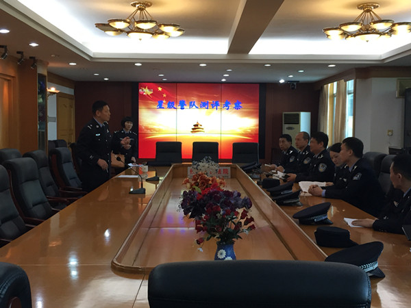 省法警总队政委曾亚杰一行来攸县法院指导工作
