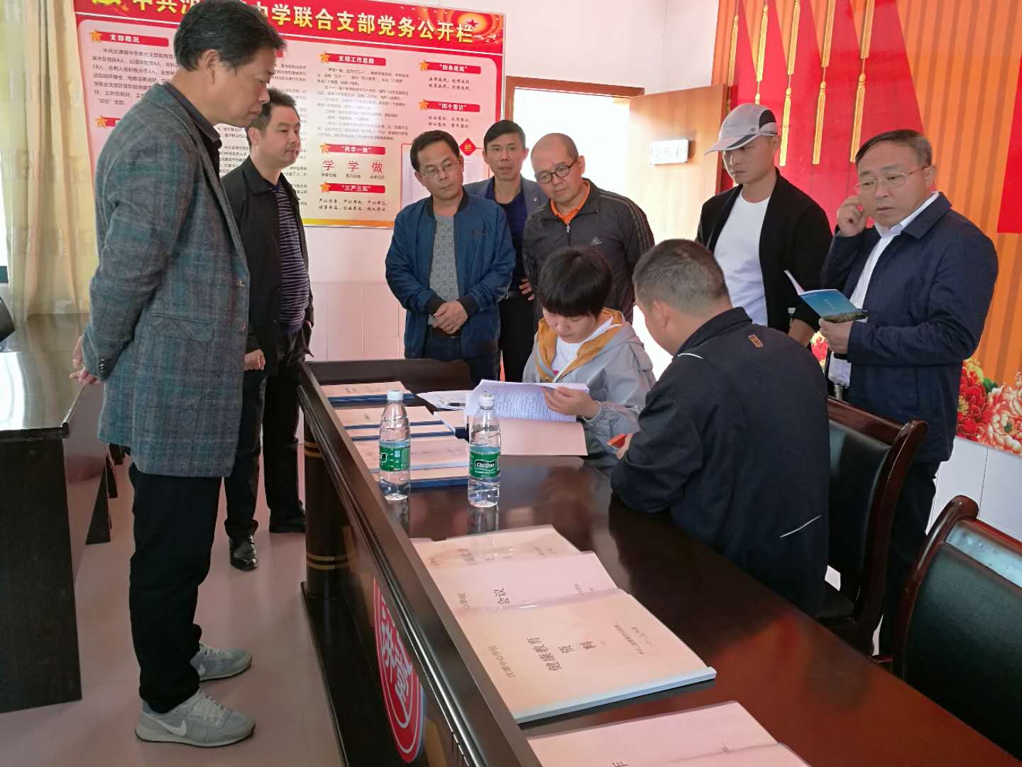 沈潭镇：顺利通过省级卫生镇现场验收（图）