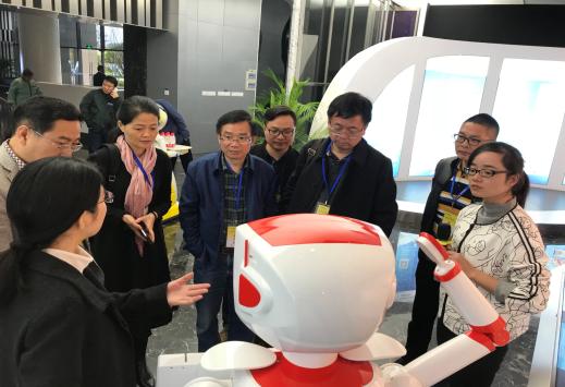 市国投集团入选市人大常委会副主任钟燕赴杭智慧城市考察组成行