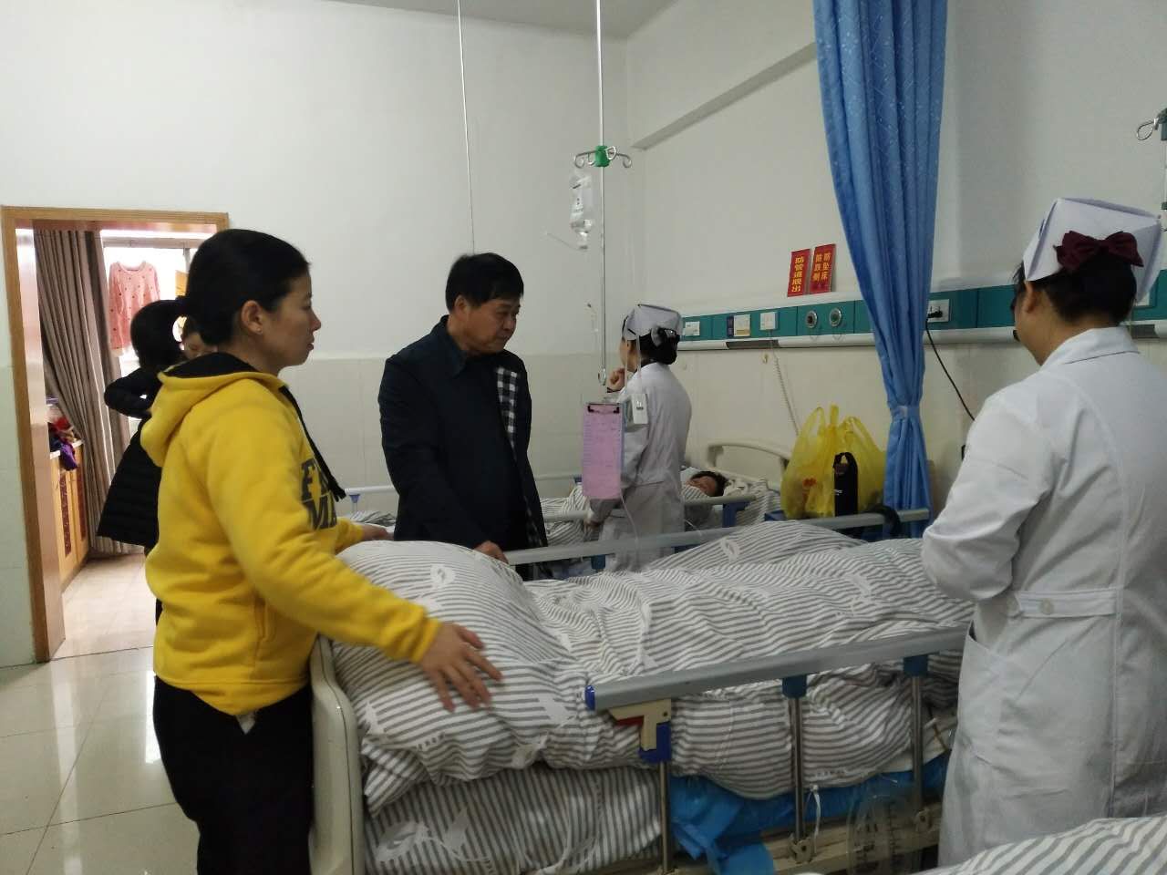 结对贫困户有困难 马上上门慰问