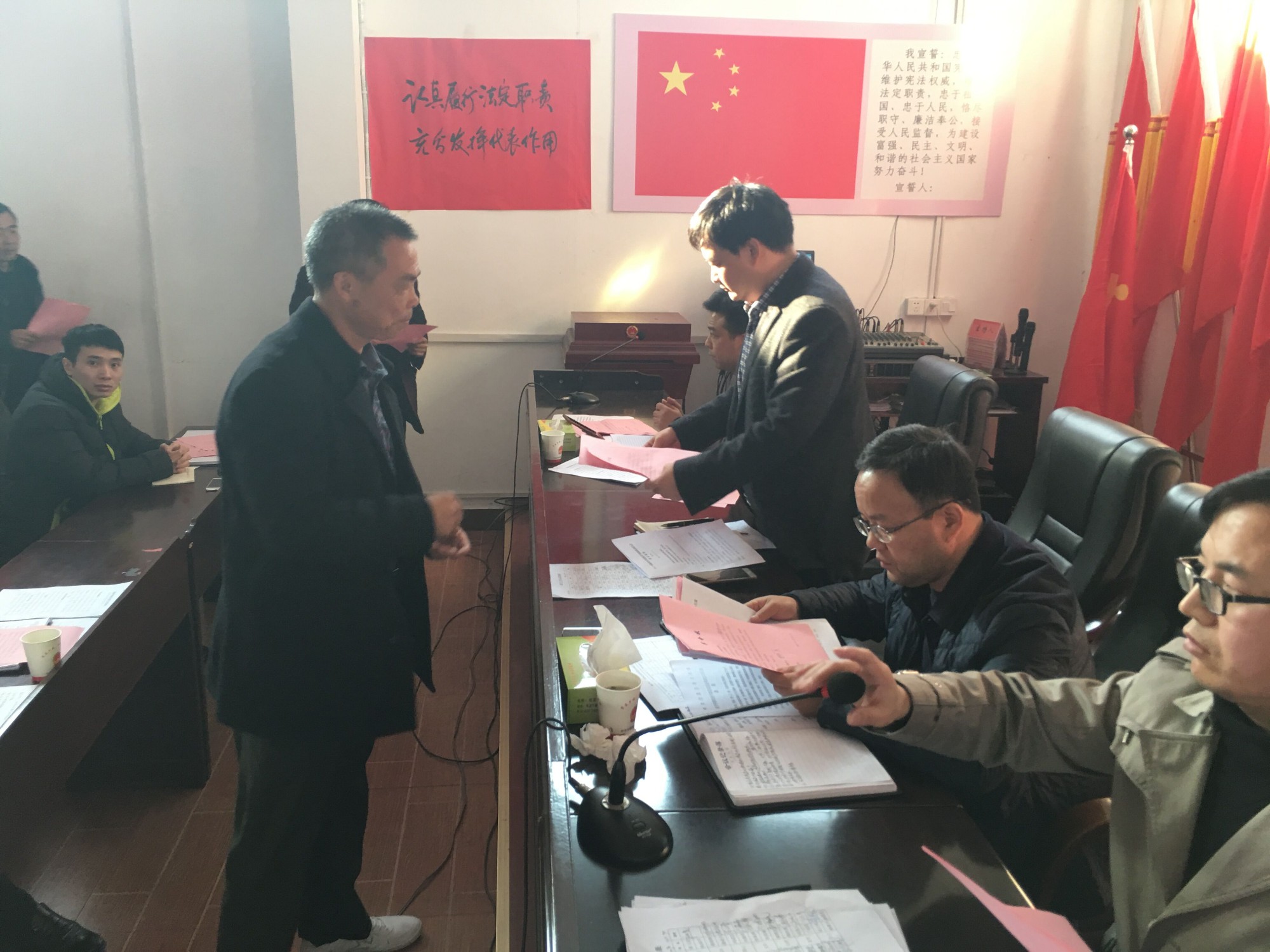宁家坪镇:召开脱贫攻坚迎省检誓师大会