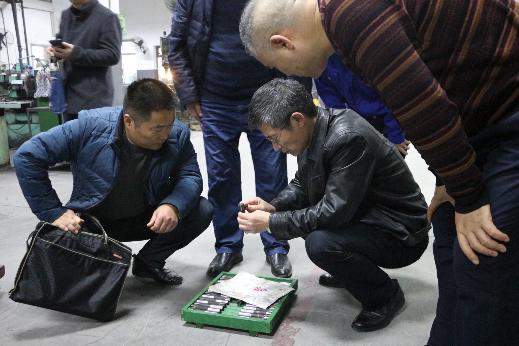 区委常委、组织部长李斌到白关宣讲党的十九大精神并督查安全生产工作
