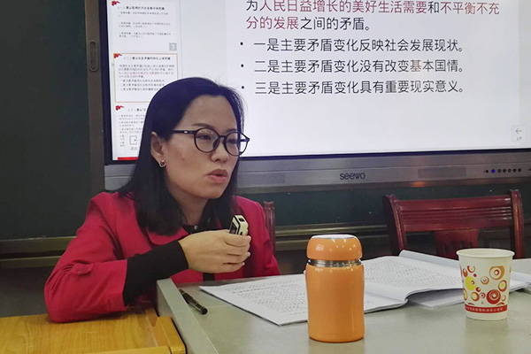 罗曼到渌田镇五丰村宣讲党的十九大精神