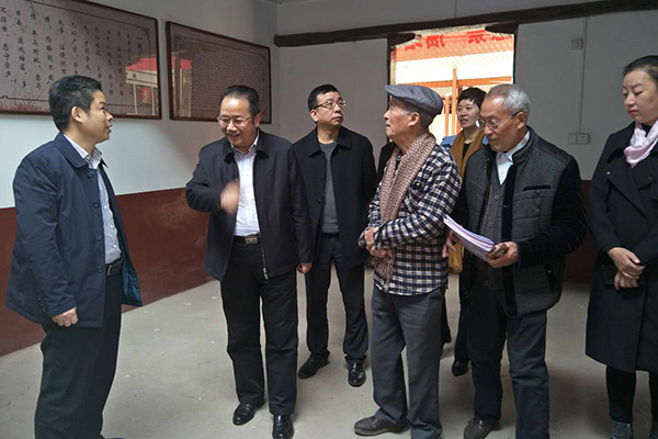 株洲市委常委、宣传部长聂方红来攸调研指导农家书屋建设管理工作