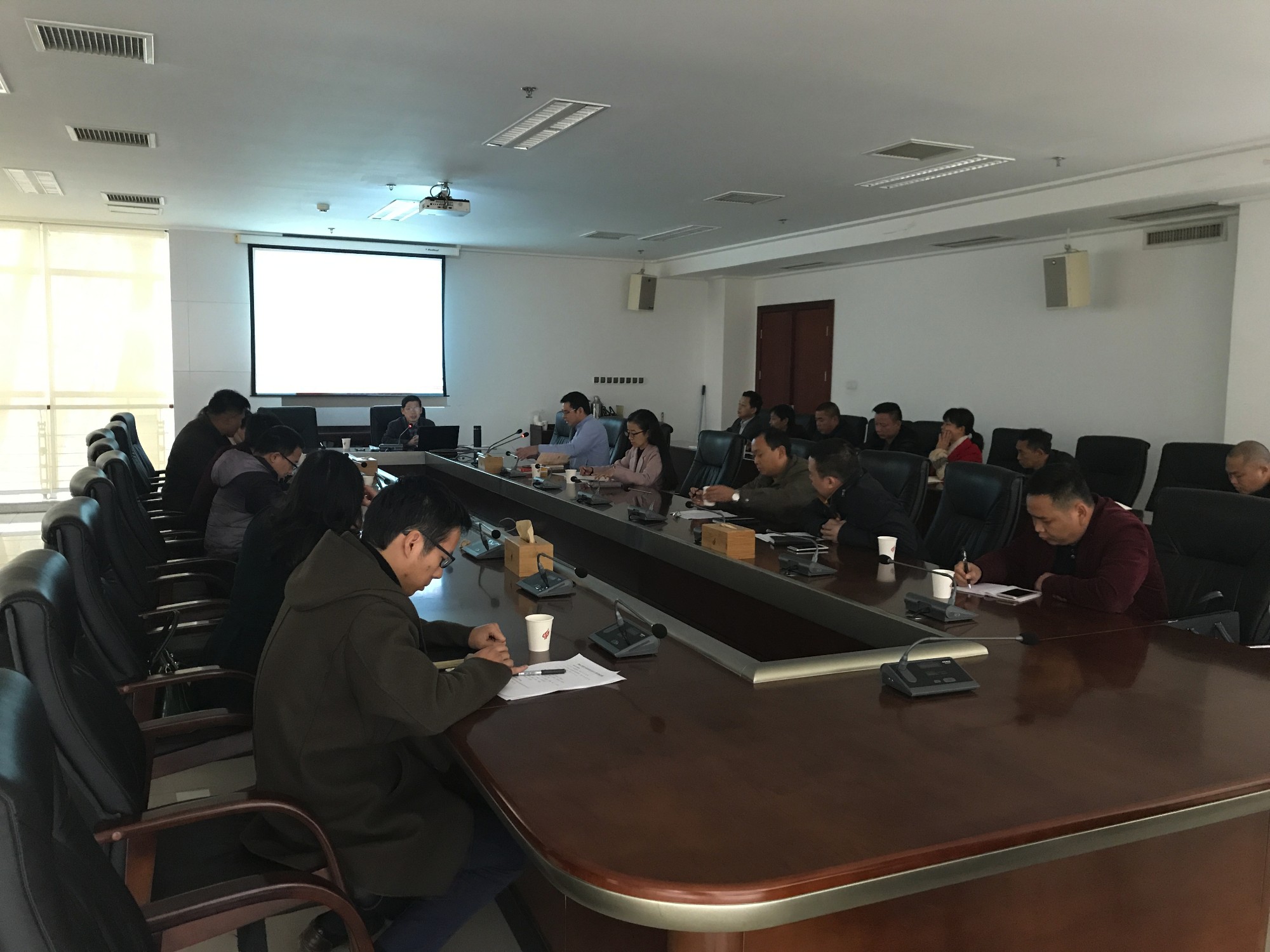 区水利局开展学习党的十九大精神主题活动