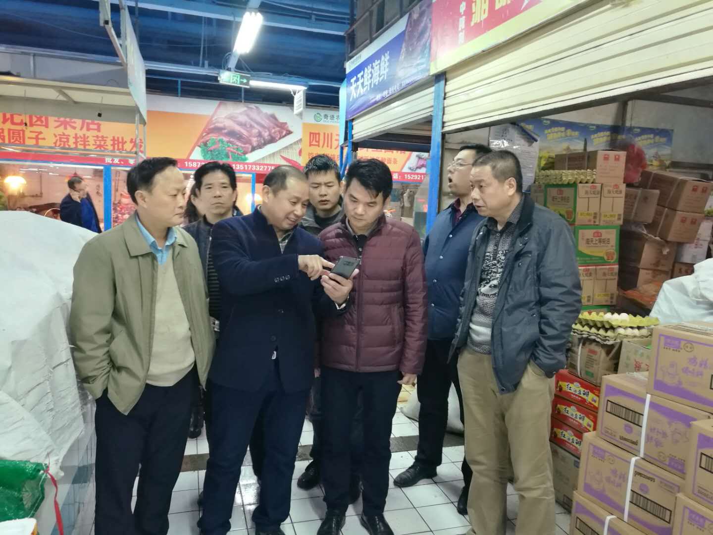 副区长肖立志深入商贸流通企业督查安全生产