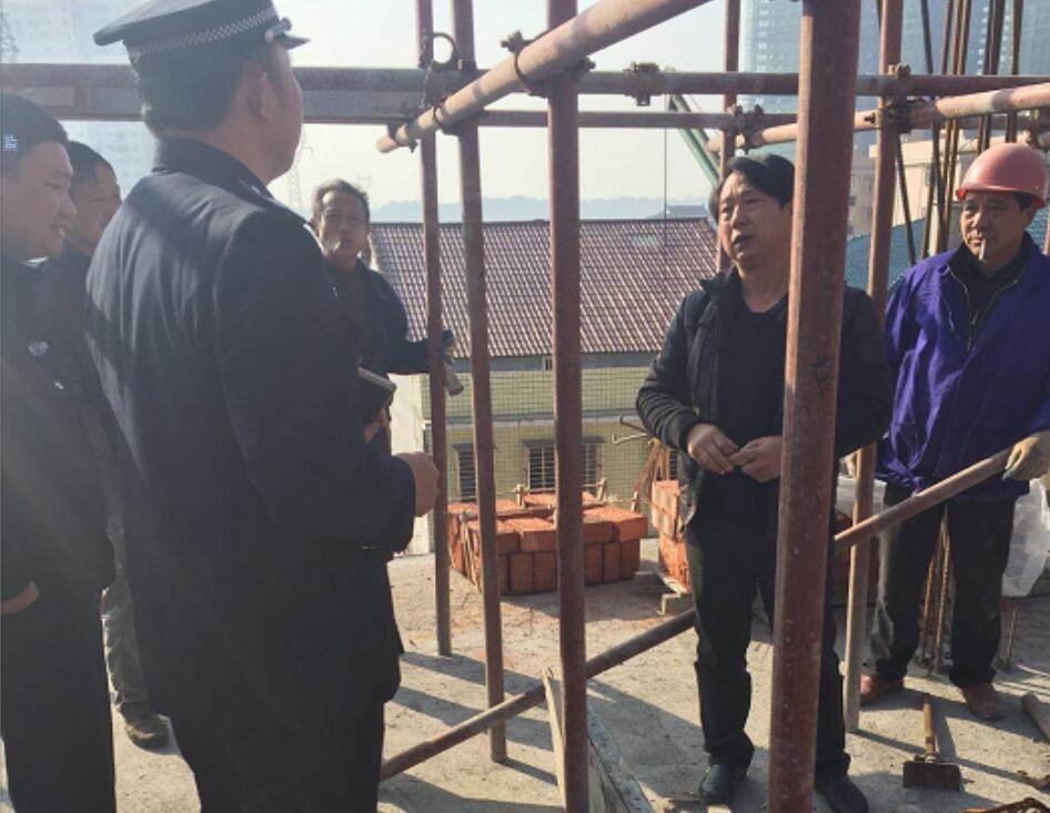 严打“未批先建”,规范城区建房秩序