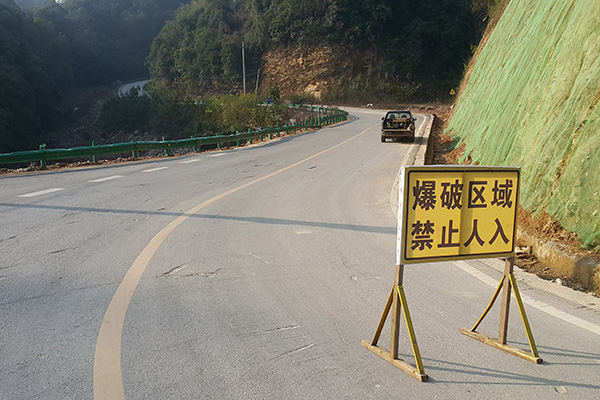 旺景区:攸县网酒公路项目建设进展顺利 预计明年7月前完工
