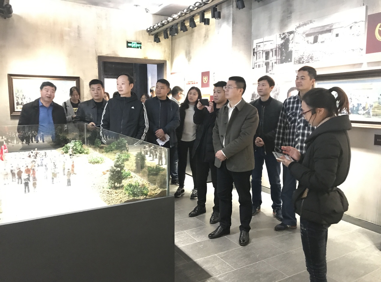 株洲市信访局党员赴茶陵县开展党日活动