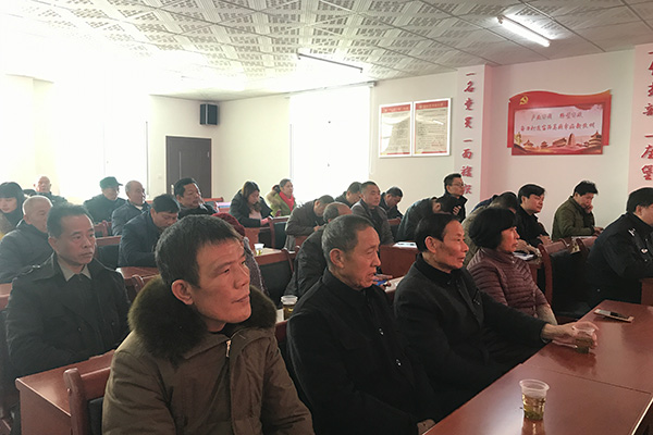 蒋芷境到鸾山镇江冲村宣讲党的十九大精神