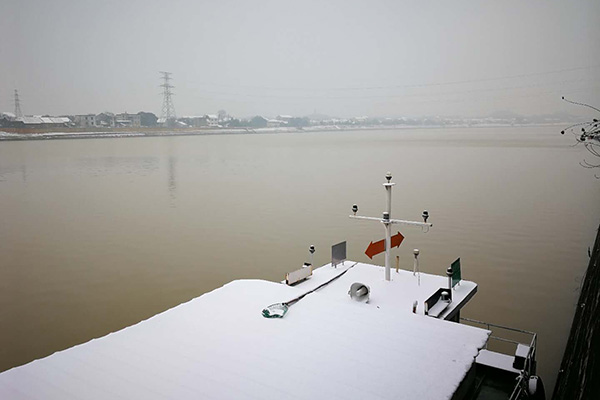 应对冰雪天气：攸县16个渡口全部停航封渡