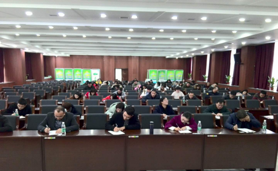 市国资委系统党建工作考核注重党务干部素质和能力测试