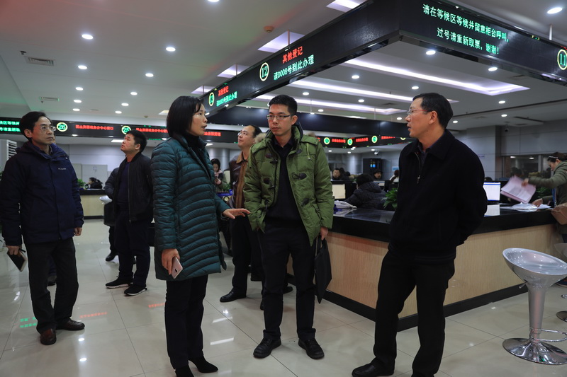 国土资源部不动产登记局权属信息处何欢乐处长一行来我局视察不动产登记工作