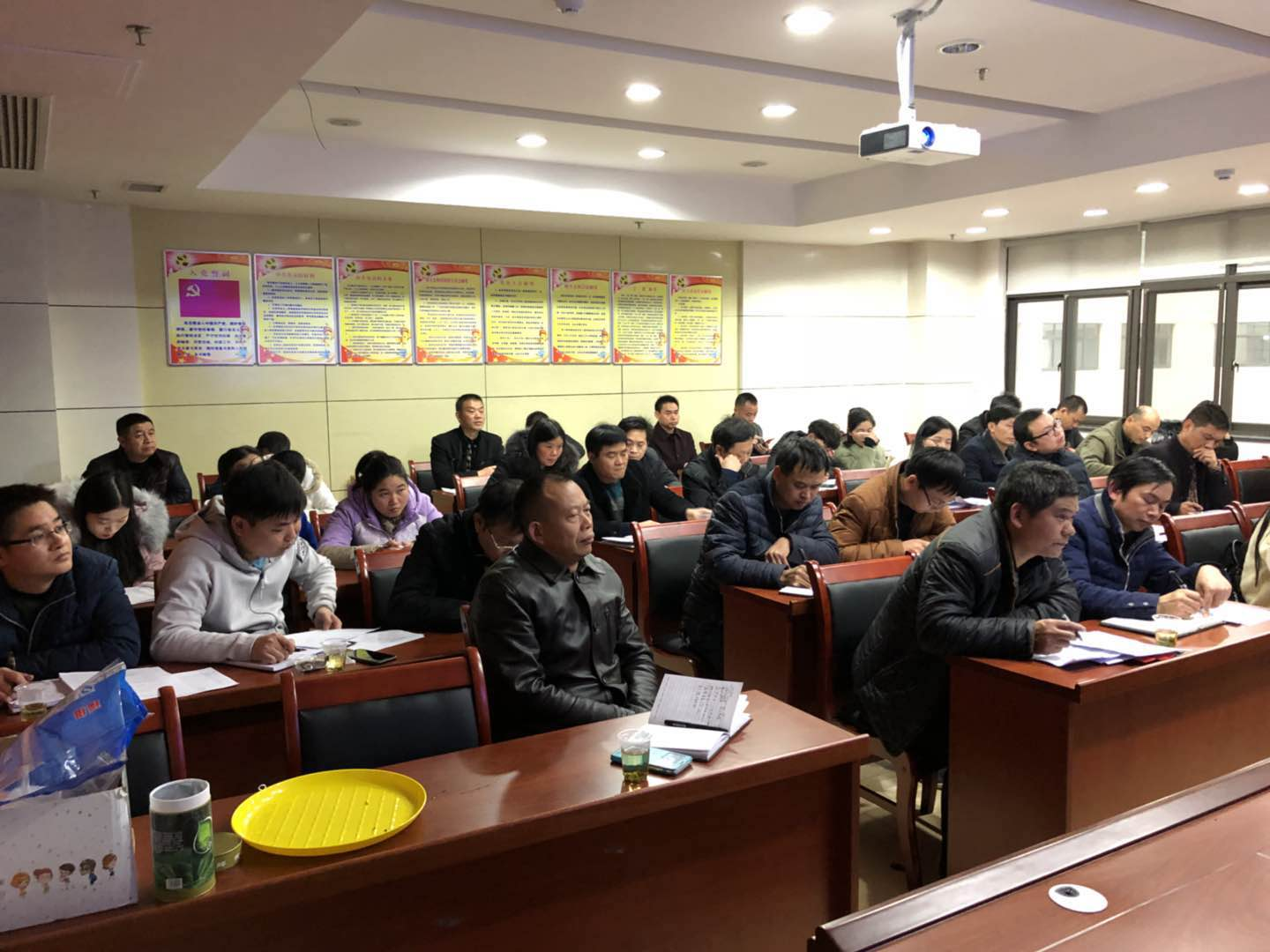 攸县召开易地扶贫搬迁工作问题整改推进会暨迎省检安排部署会