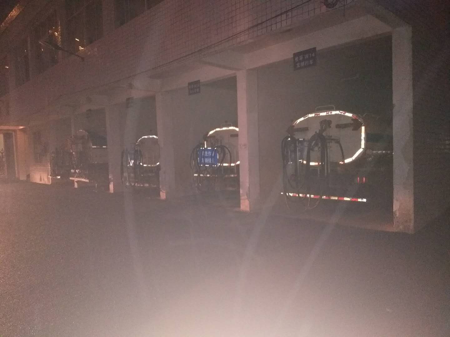 环卫处清洗队做好冬季作业应对措施