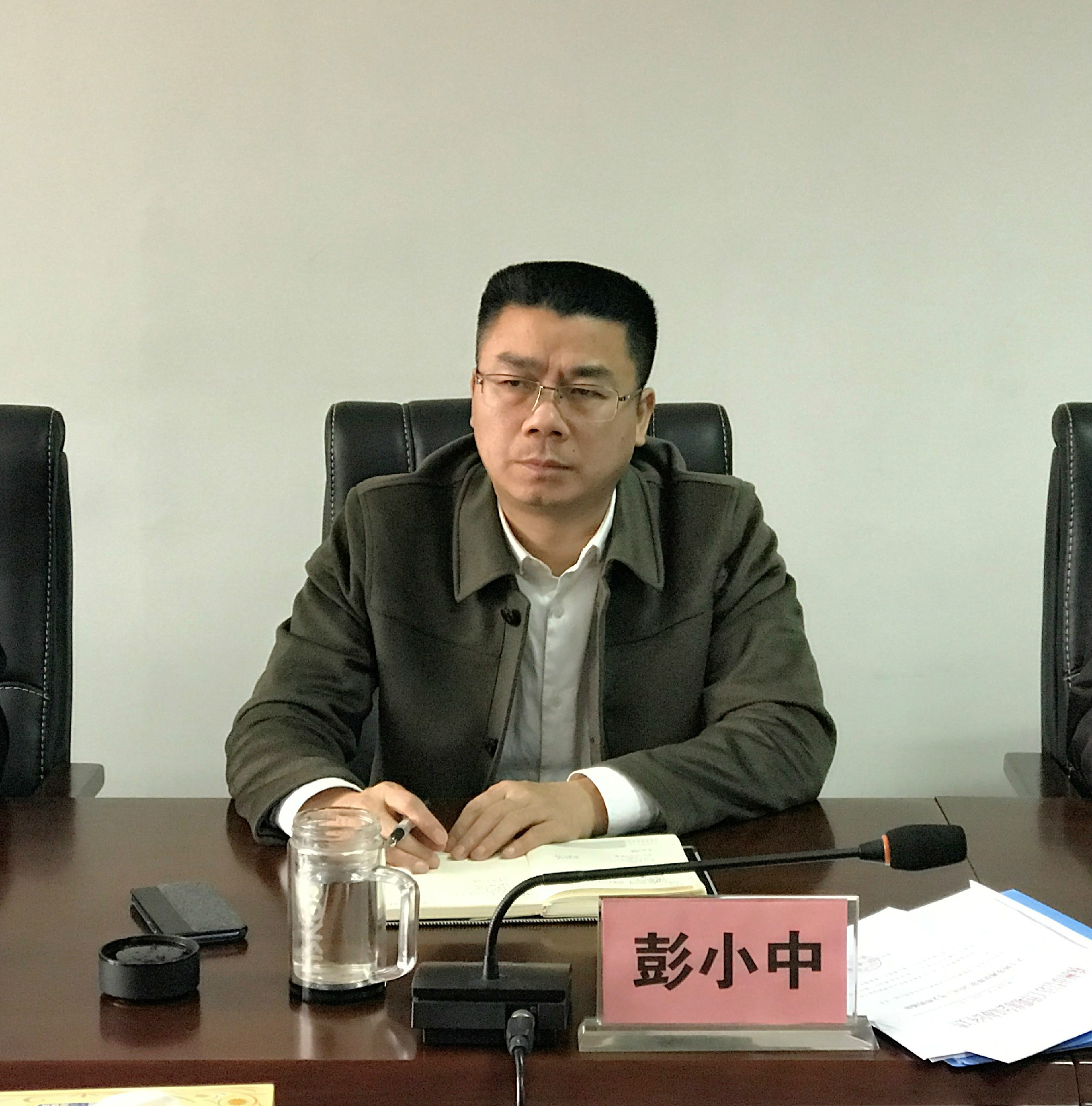 株洲市信访局机关召开工作务虚会暨科室负责人年度述职会