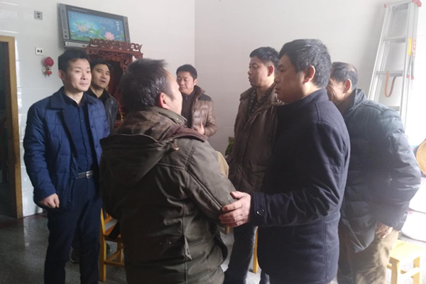 浓浓组织情 温暖移民心