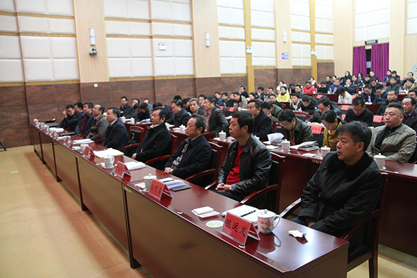 攸县组织收听收看全市传达学习省人大、省政协会议精神视频会议