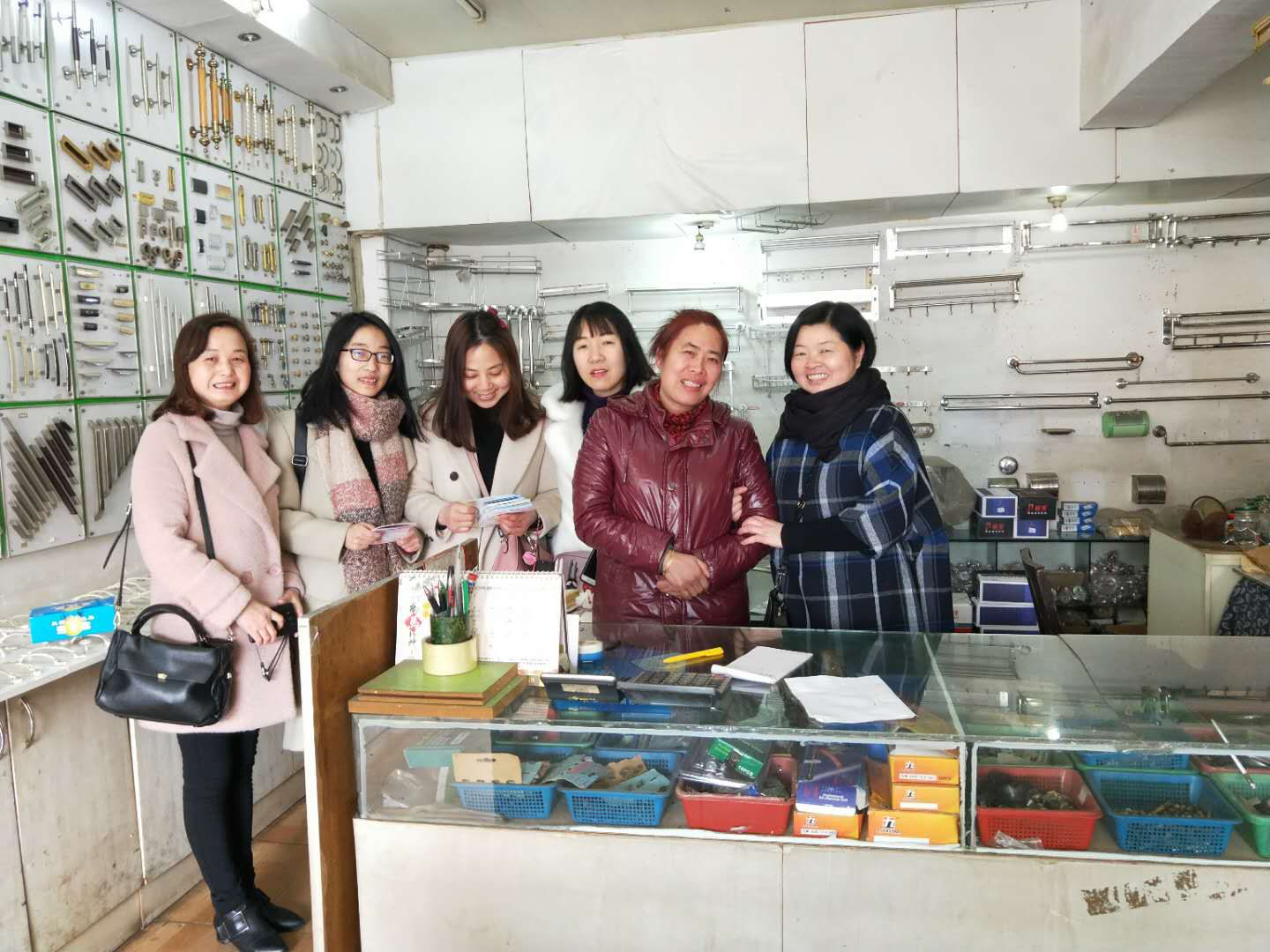 贺家土街道开展“把健康带回家” 关爱流动人口服务活动