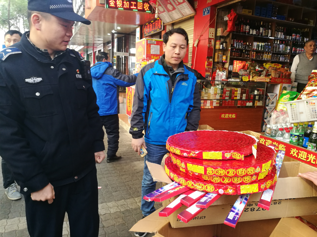 贺家土街道春节期间打非治违百日行动进行中