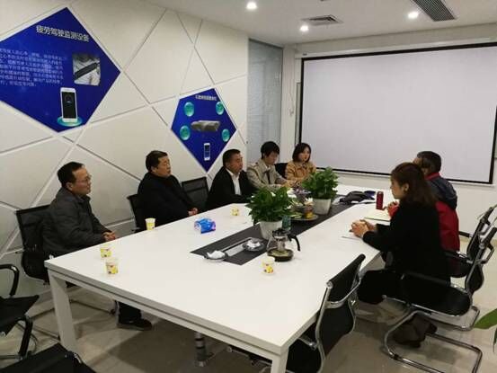 蔡周良书记带队招商赴深圳考察传感器行业