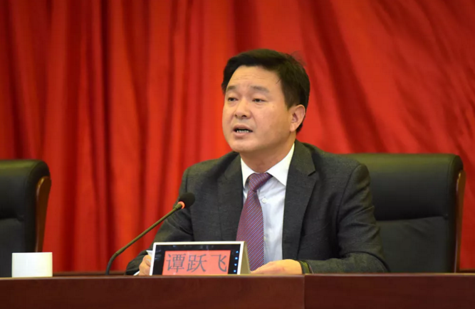 云起龙腾 乘势而上 朝“两大目标”迈进