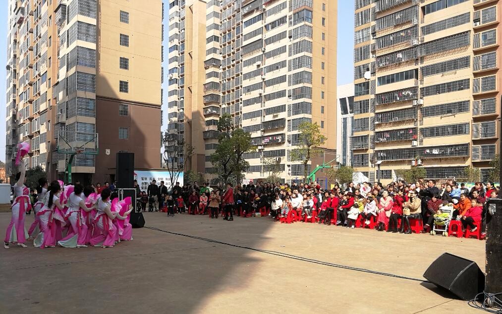 新春文化走基层 区文体旅游局举行2018年首场送戏下乡活动