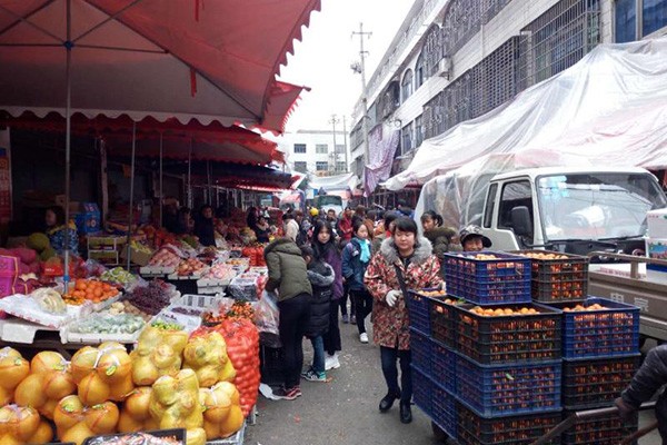 迎新春:湘东大市场节前安全大检查