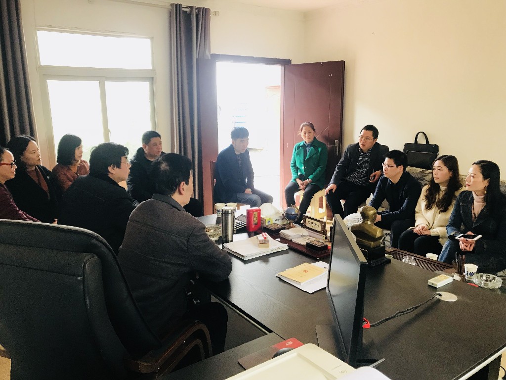 区财政局国资股组织召开江南公司（含瑞苑商场）正式移交接前的多方见面会