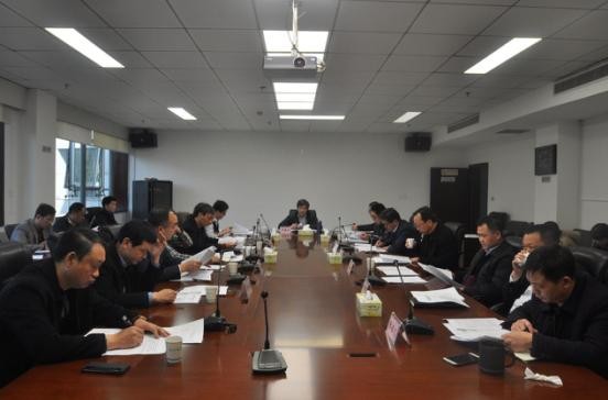 市国资委召开2018年国有企业控风险、促转型工作座谈会