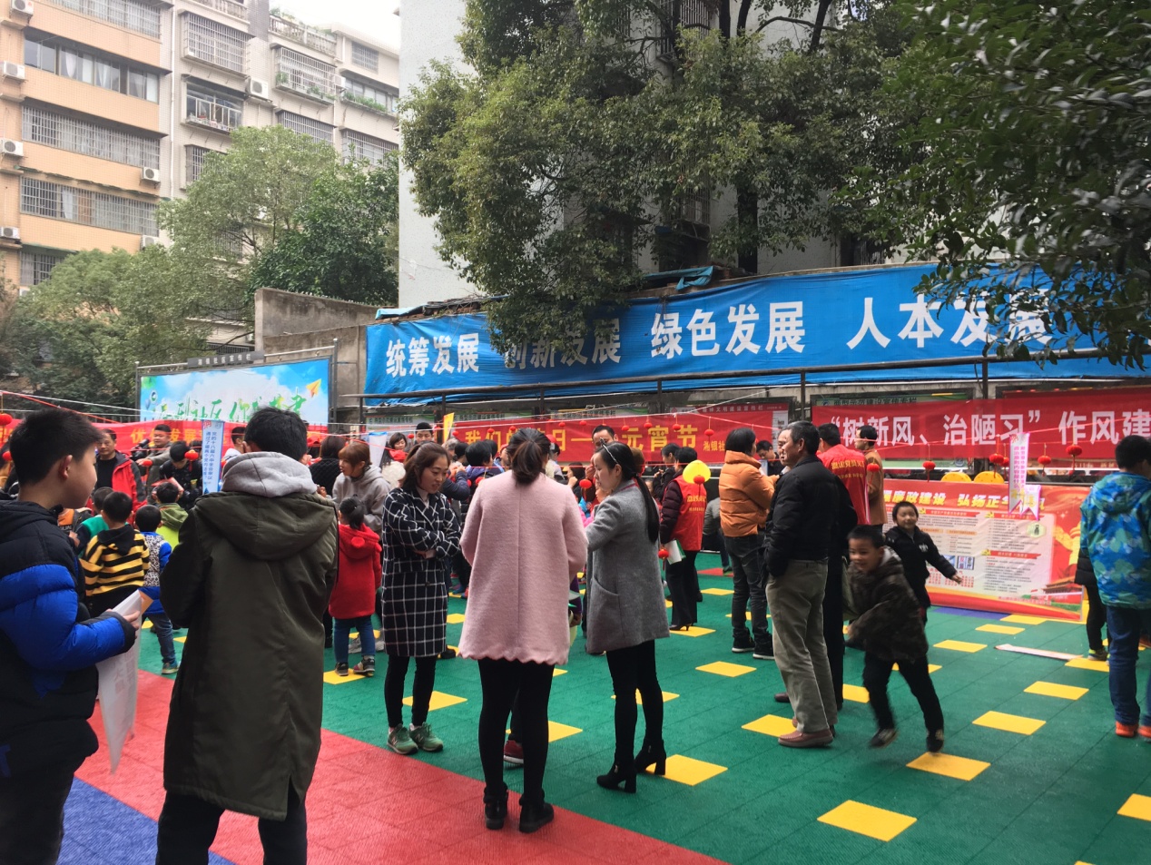 区安监局积极开展"防毒反毒、人人有责"禁毒 宣传活动